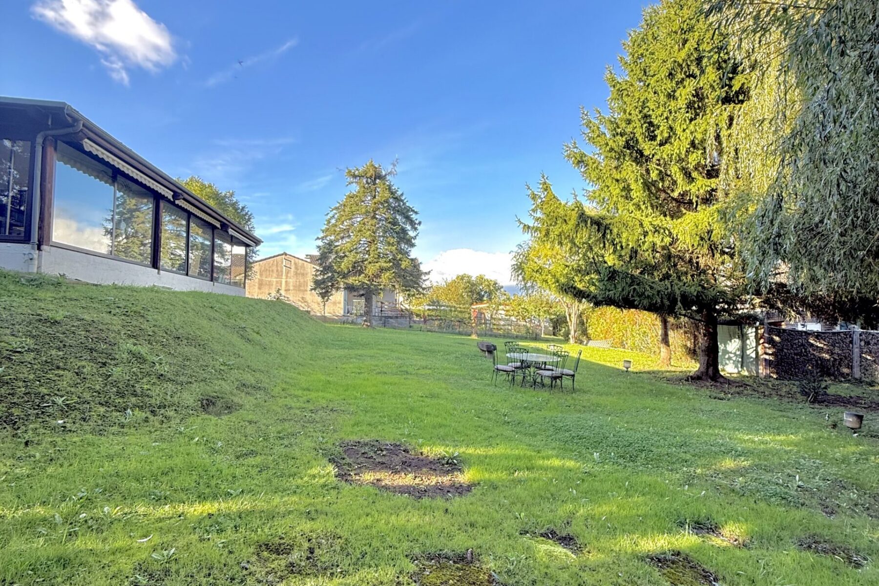 Maison de 200 m² en impasse — Thionville, Élange