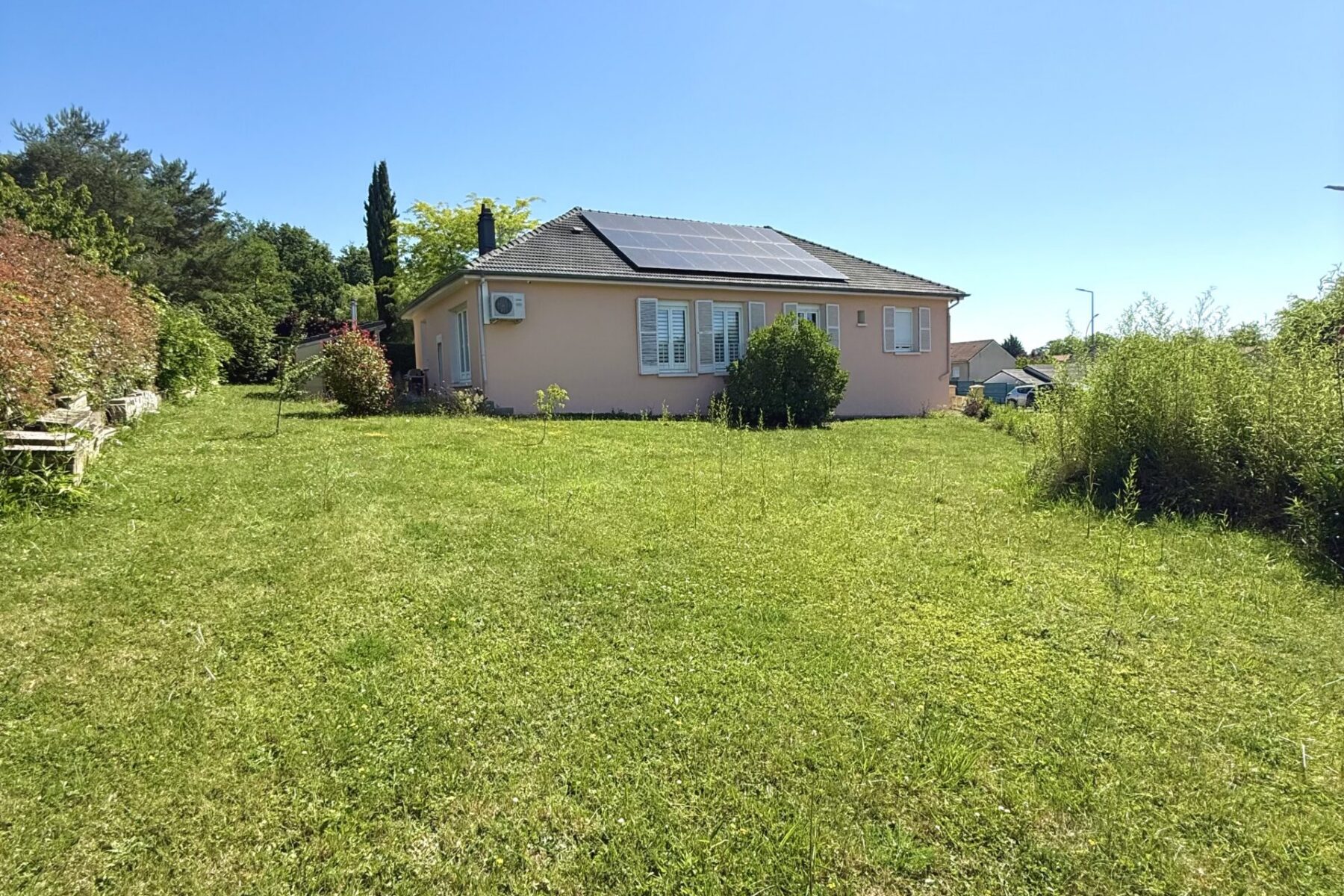 Plain-pied de 150 m² avec terrain — Guénange