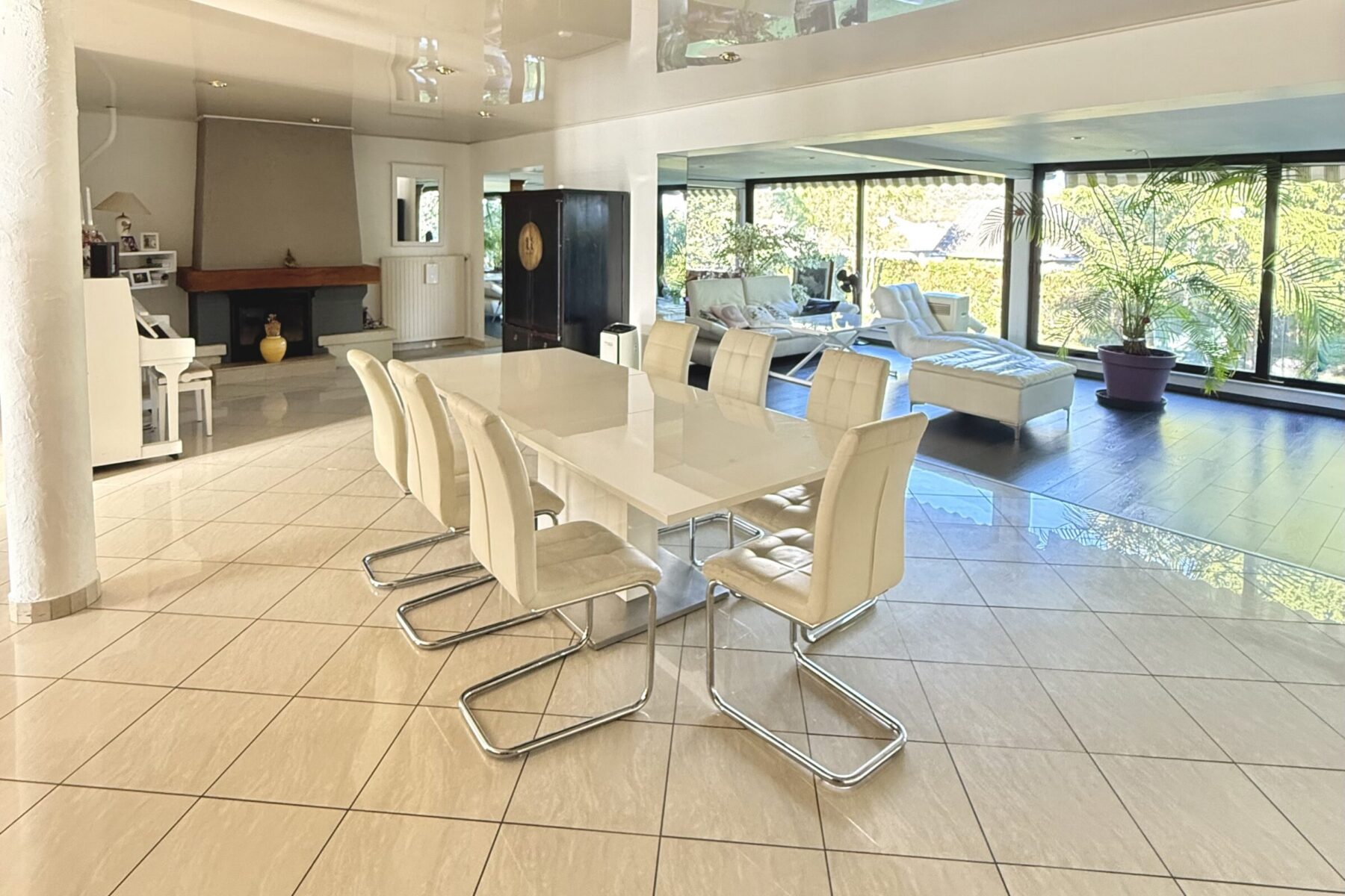 Maison de 200 m² en impasse — Thionville, Élange